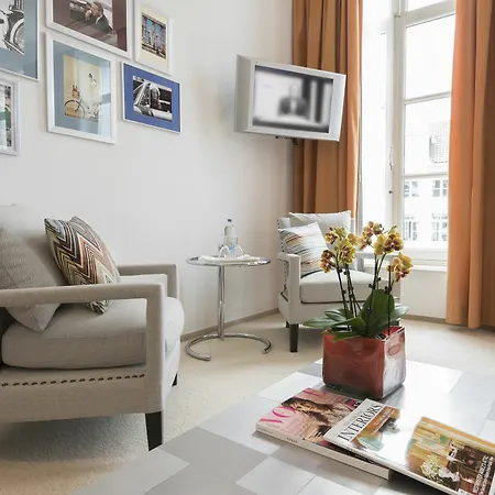 Hotel Cleef